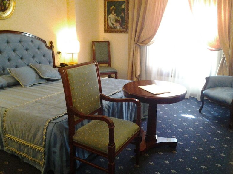 New Hotel Palace