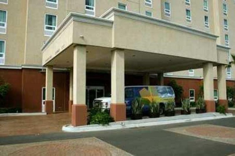Hotel Hampton Inn By Hilton Guadalajara Aeropuerto