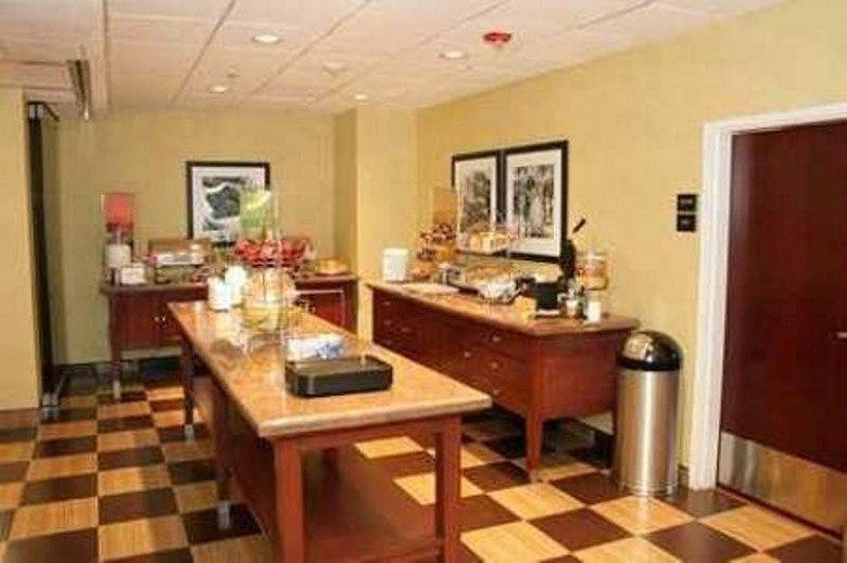 Hotel Hampton Inn By Hilton Guadalajara Aeropuerto