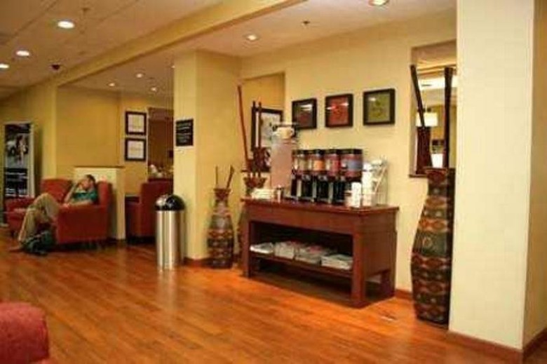 Hotel Hampton Inn By Hilton Guadalajara Aeropuerto