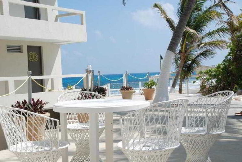 Roca Mar Hotel