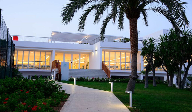 Hotel Cala Llenya Resort Ibiza