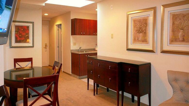 Hotel Red Lion Inn And Suites