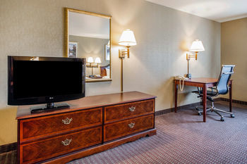 Hotel Comfort Suites Foxfire