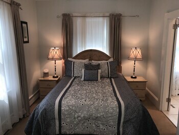 Bed & Breakfast Newport Blues Inn