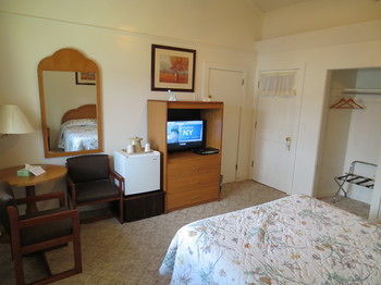 Hotel Hickory Grove Motor Inn