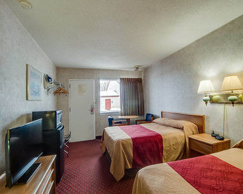 Hotel Econo Lodge East