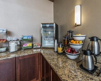 Hotel Comfort Inn Aikens Center