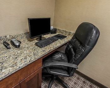 Hotel Comfort Inn Aikens Center