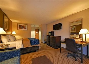 Hotel Comfort Inn & Suites