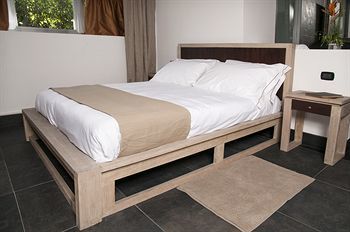 Bed & Breakfast Sevenmaze Charming House