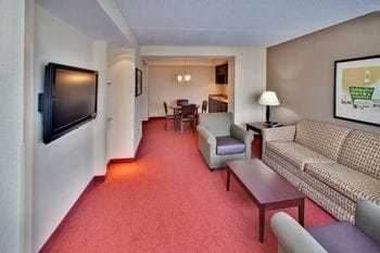 Hotel Holiday Inn & Suites Jordan Creek