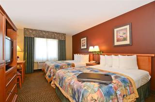 Best Western Plus Deer Park Hotel & Suites
