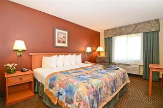 Best Western Plus Deer Park Hotel & Suites