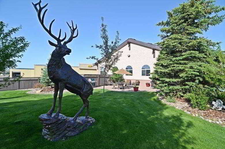 Best Western Plus Deer Park Hotel & Suites