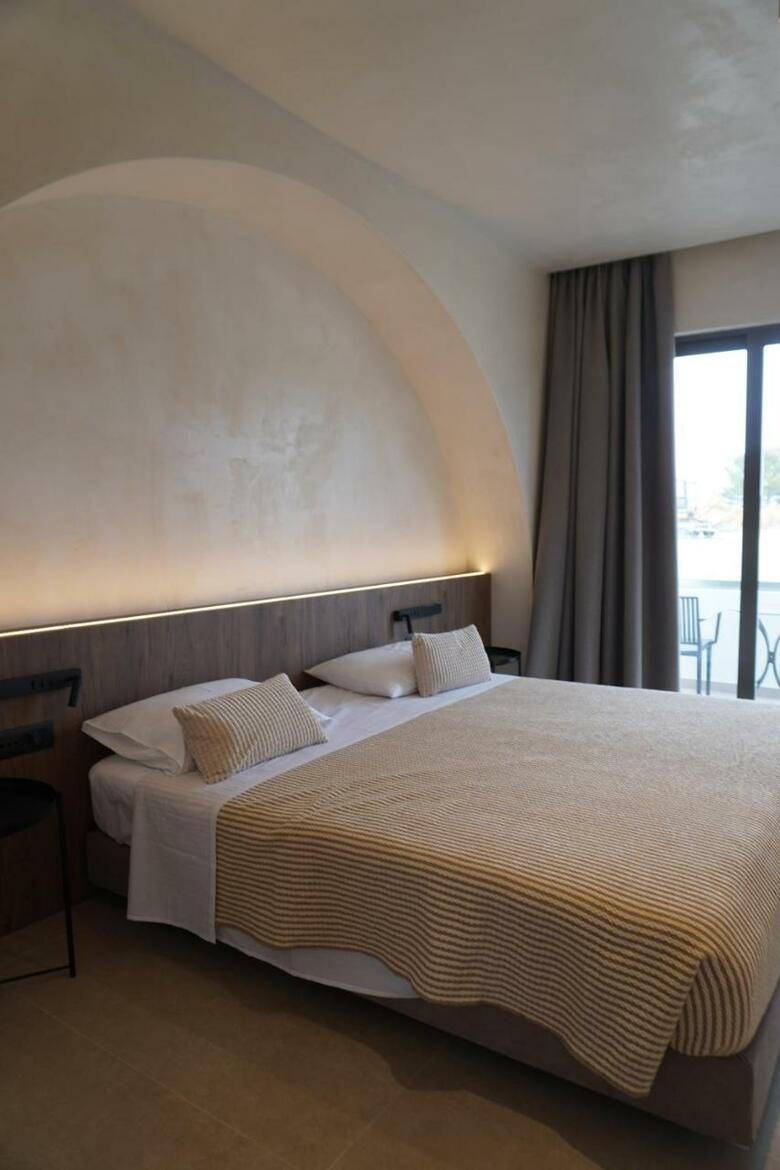 Ano Kampos Hotel & Studios