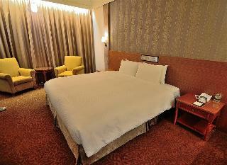 Royal Chiayi Hotel