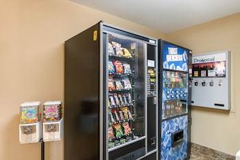 Hotel Comfort Inn Near Grand Central Mall