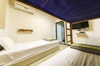 Fully Hong Hostel Insadong