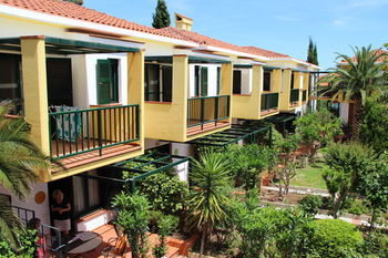 Aparthotel Elia Apartments