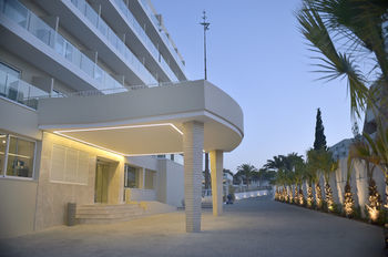 Hotel Sunrise Gardens