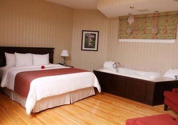 Hotel Quality Inn & Suites Downtown
