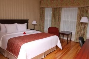 Hotel Quality Inn & Suites Downtown