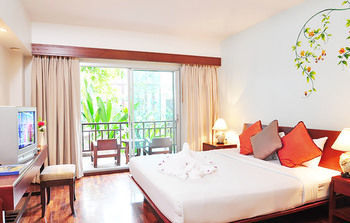 Hotel Lomtalay Chalet Resort