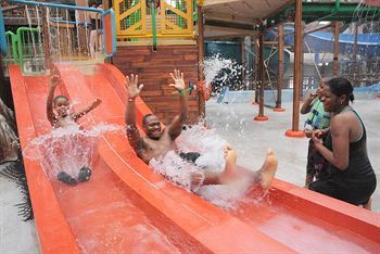 Apartamento Six Flags Great Escape Lodge & Indoor Waterpark