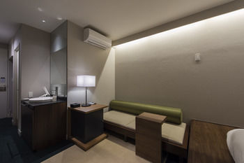 Grids Nihombashi East Hotel & Hostel