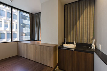 Grids Nihombashi East Hotel & Hostel