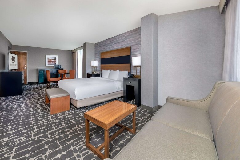 Hotel Doubletree By Hilton Denver - Aurora