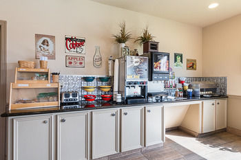 Hotel Lone Star Inn & Suites