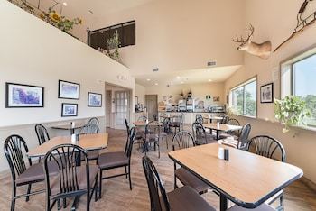 Hotel Lone Star Inn & Suites