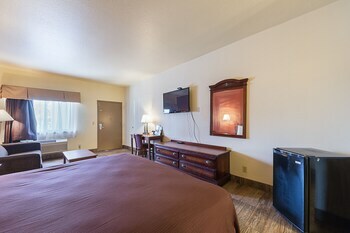 Hotel Lone Star Inn & Suites