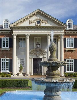 Glen Cove Mansion Hotel
