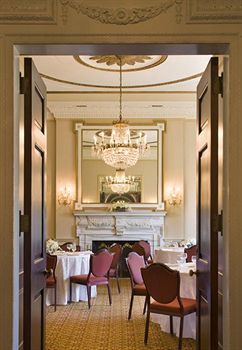 Glen Cove Mansion Hotel