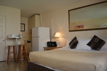Ft. Lauderdale Beach Resort Hotel & Suites