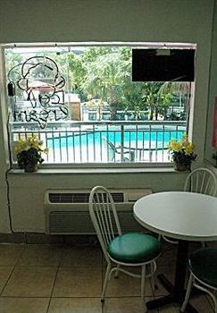 Ft. Lauderdale Beach Resort Hotel & Suites
