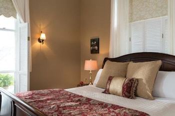 Bed & Breakfast Landmark Inn