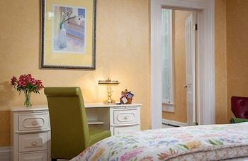 Bed & Breakfast Landmark Inn