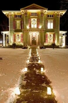 Bed & Breakfast Landmark Inn