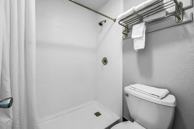 Motel Rodeway Inn & Suites