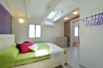 Supreme Venice Apartments