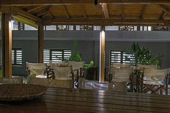 Hotel Gkeea