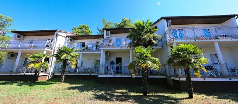 Aparthotel Ai Pini Medulin Resort