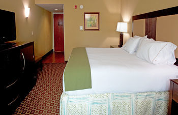 Holiday Inn Express Hotel And Suites Chaffee