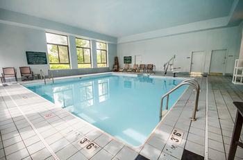 Hotel Quality Inn & Suites