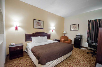 Hotel Quality Inn & Suites