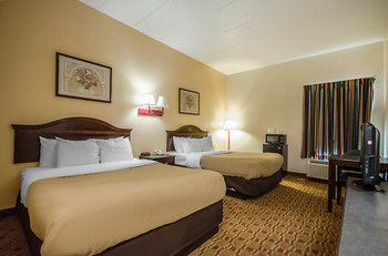 Hotel Quality Inn & Suites